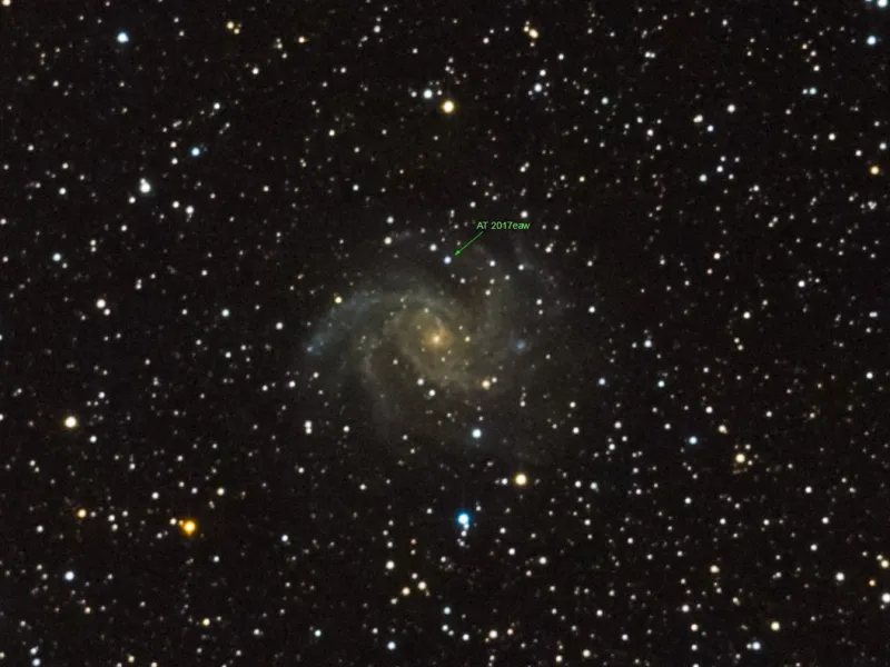 Сверхновая в галактике «Фейерверк» (NGC 6946)
